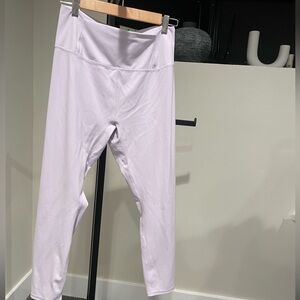 FREE PEOPLE MOVEMENT LAVANDER CROPPED LEGGINGS-L